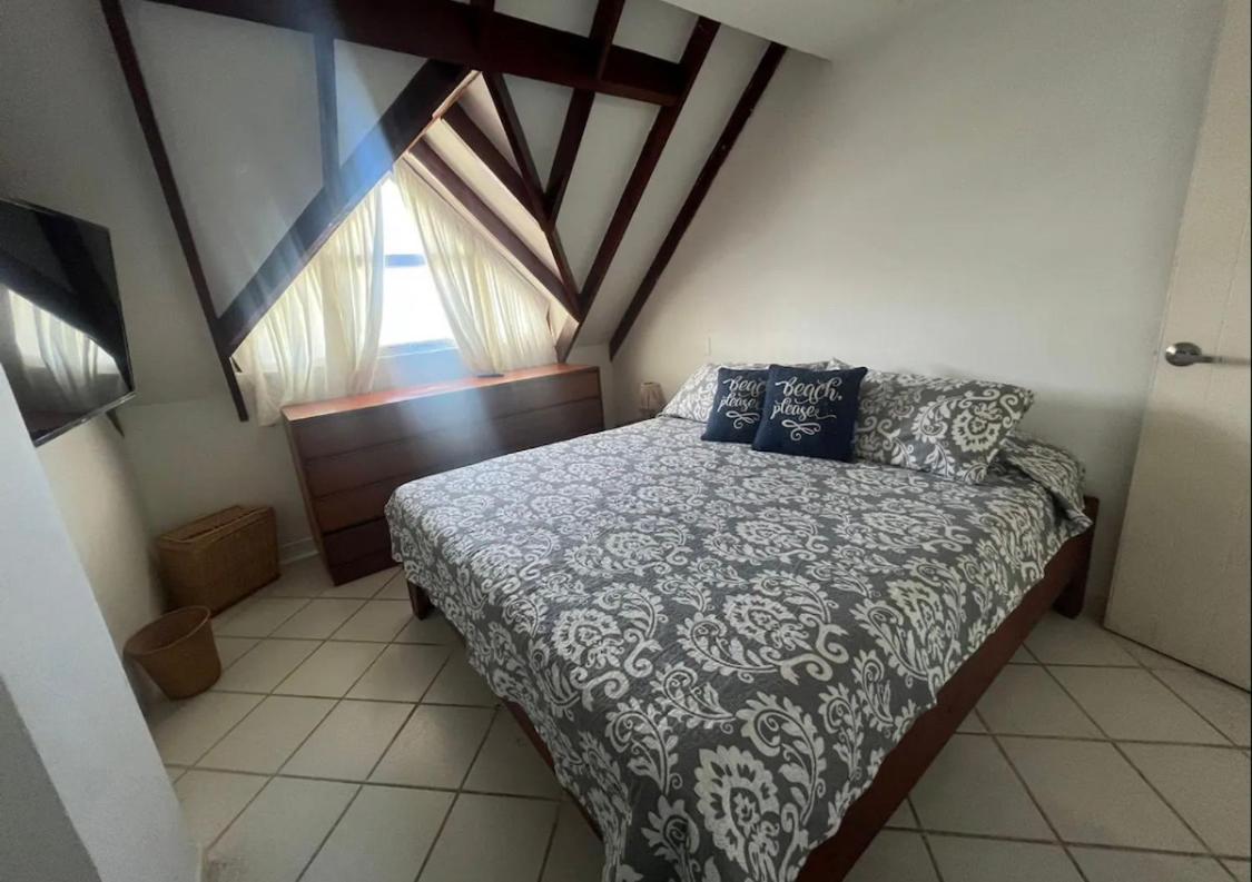 Apartamento Bay Point Frente Al Mar