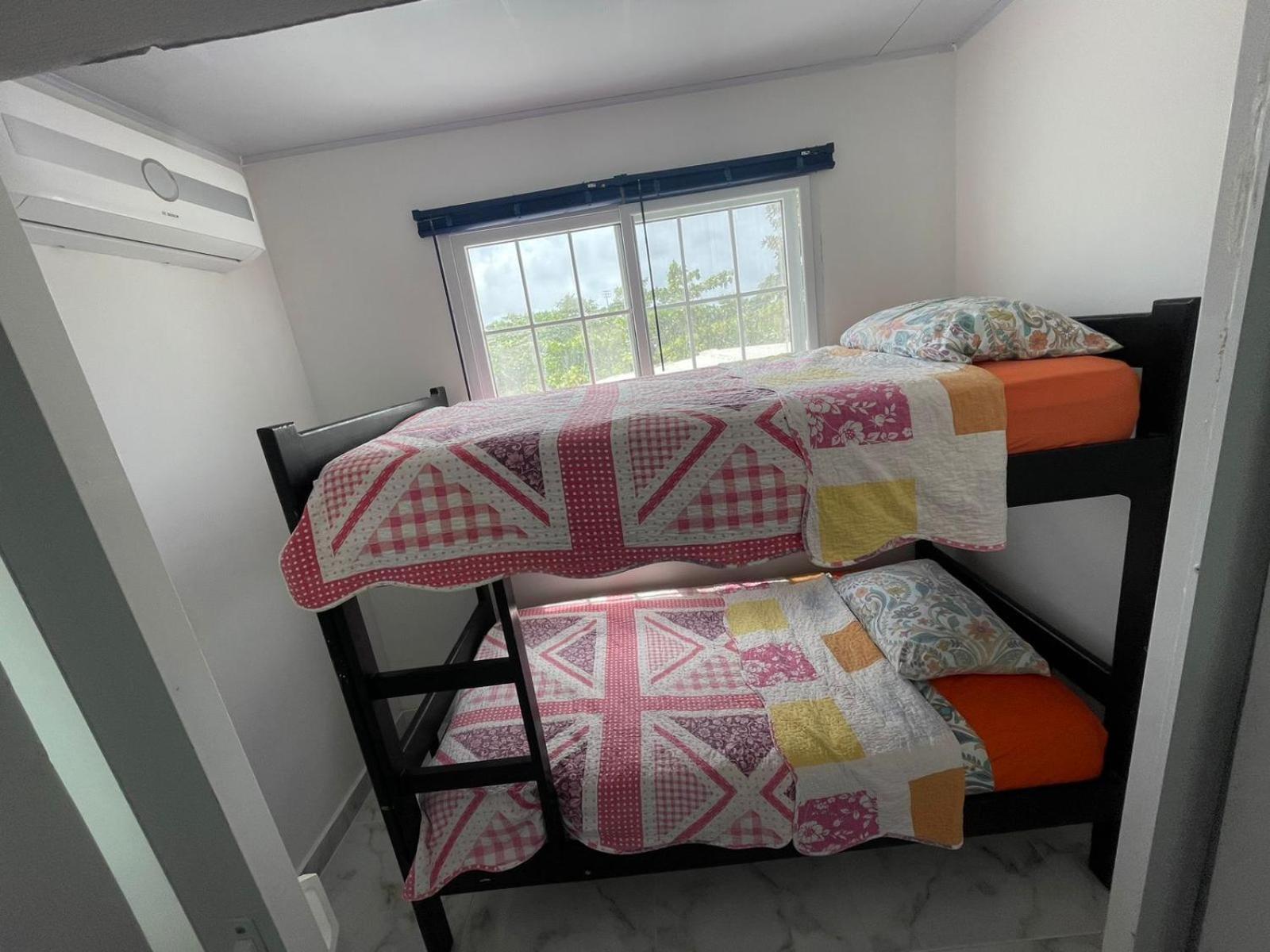 Posada J&J Forbes - 2 Guest house