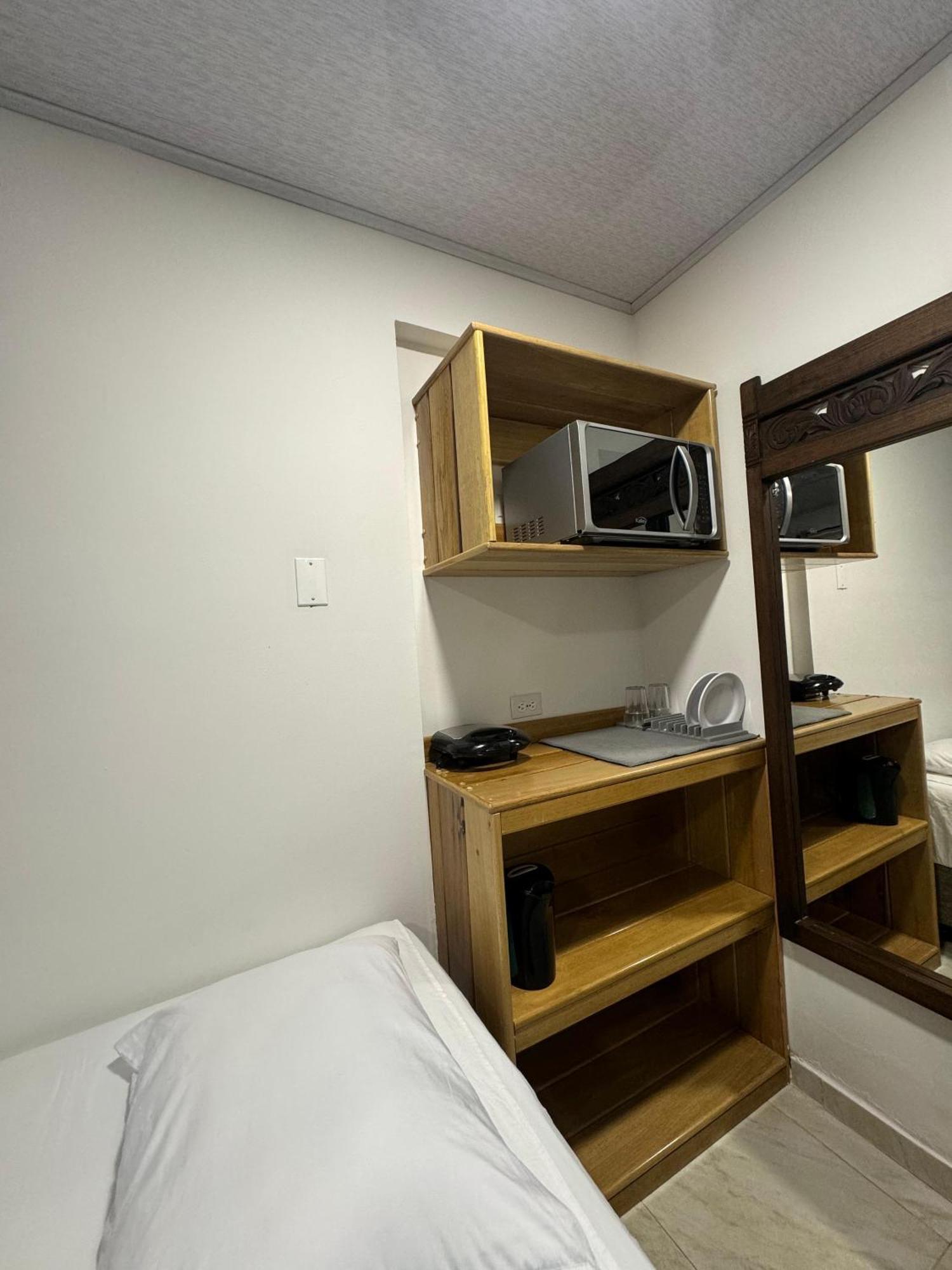 Turistico Keniant's Guest house