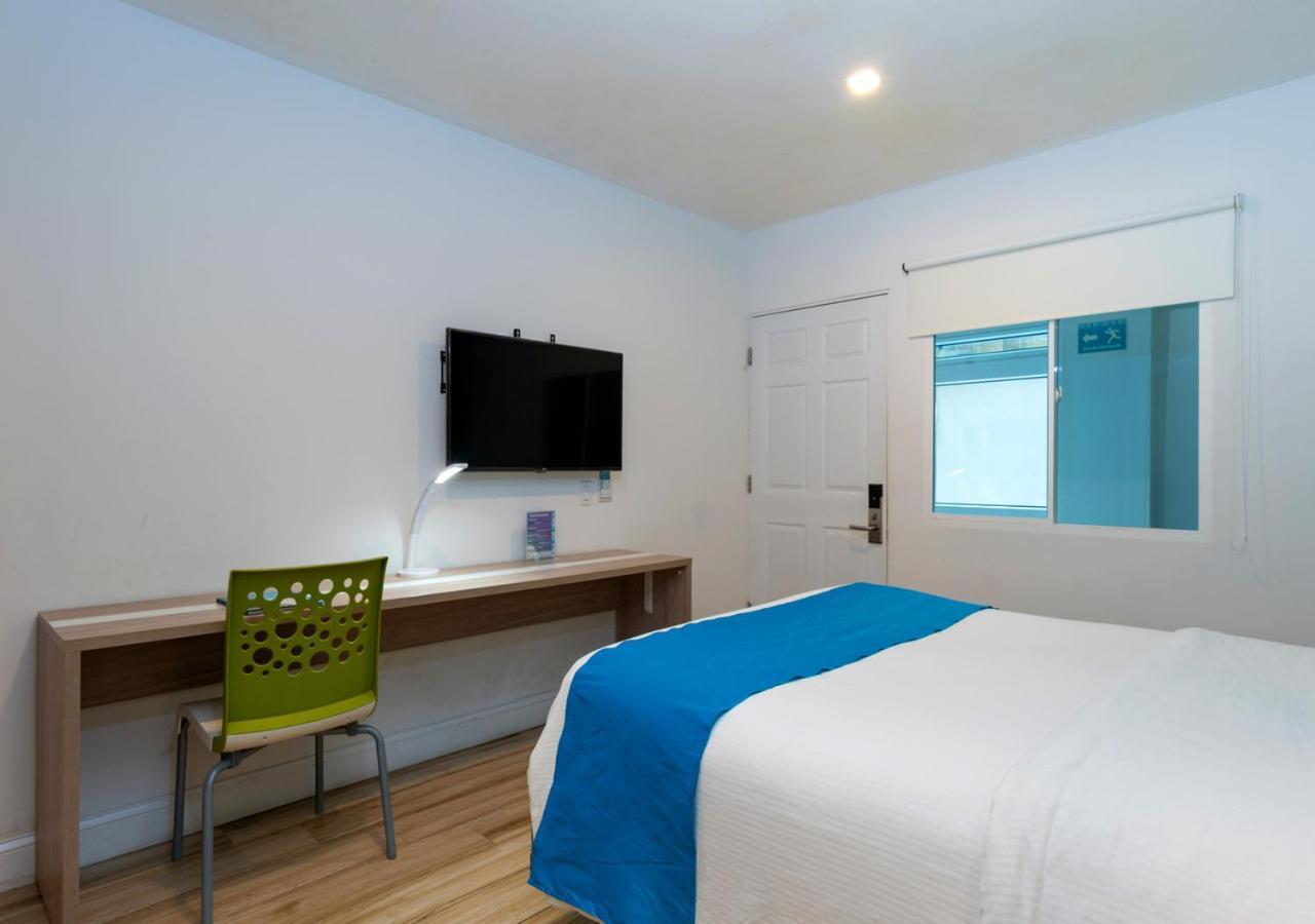 Aqualina 3*