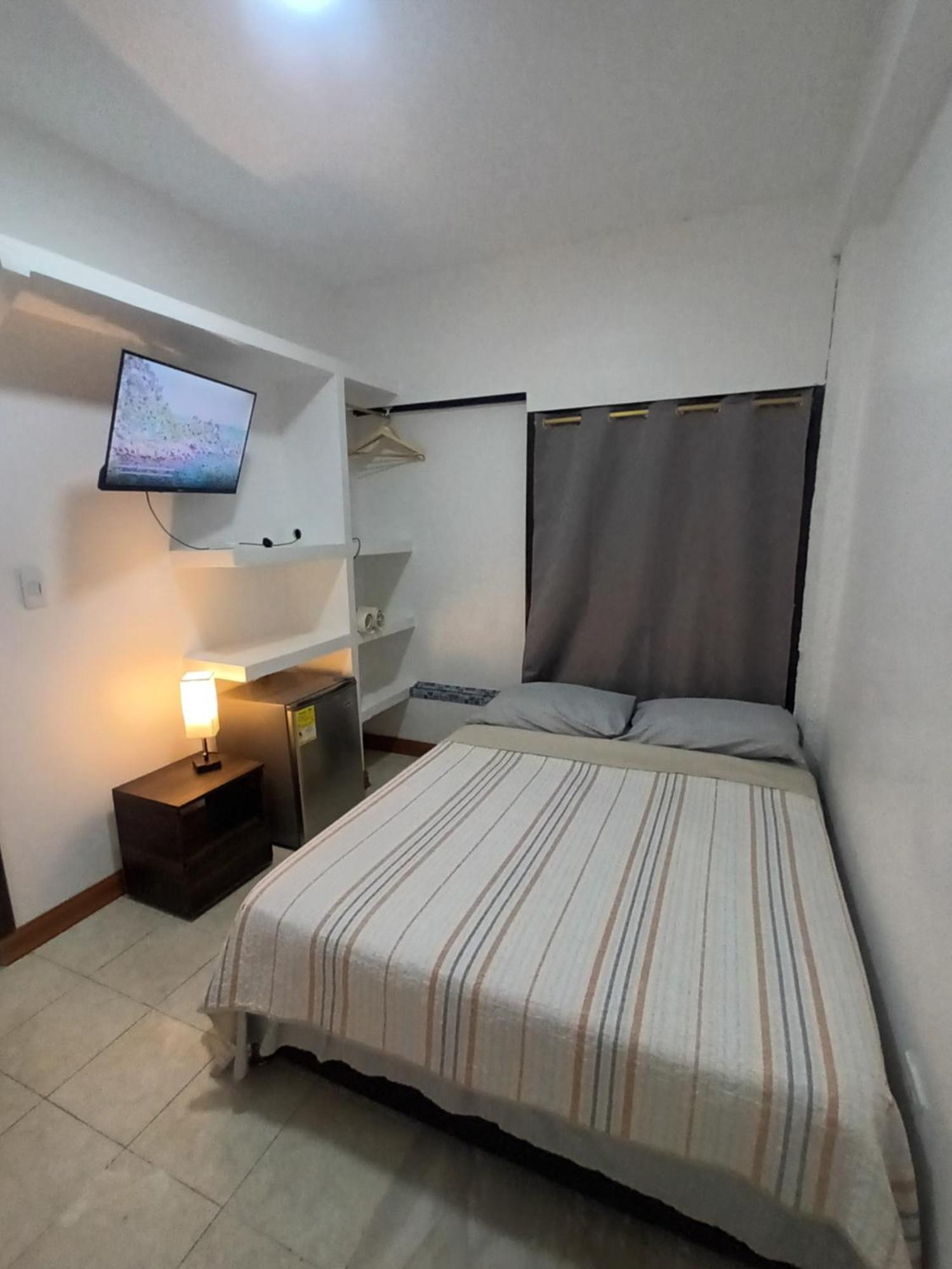 Confortable Y Central Habitacion A 1 Cuadra De La Playa * San Andres (San Andres and Providencia Islands)