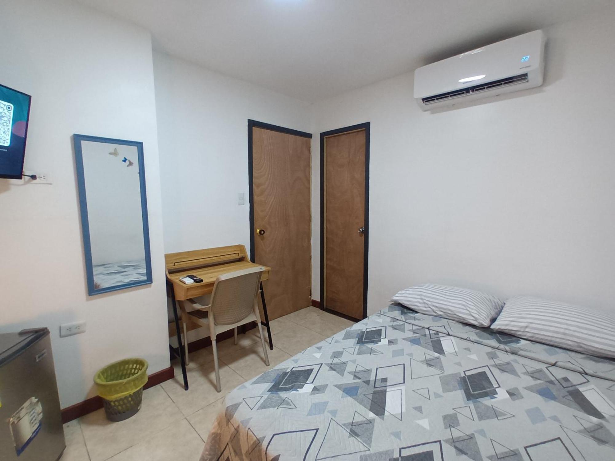 Guest house Confortable Y A Cuadra De La Playa 10a *