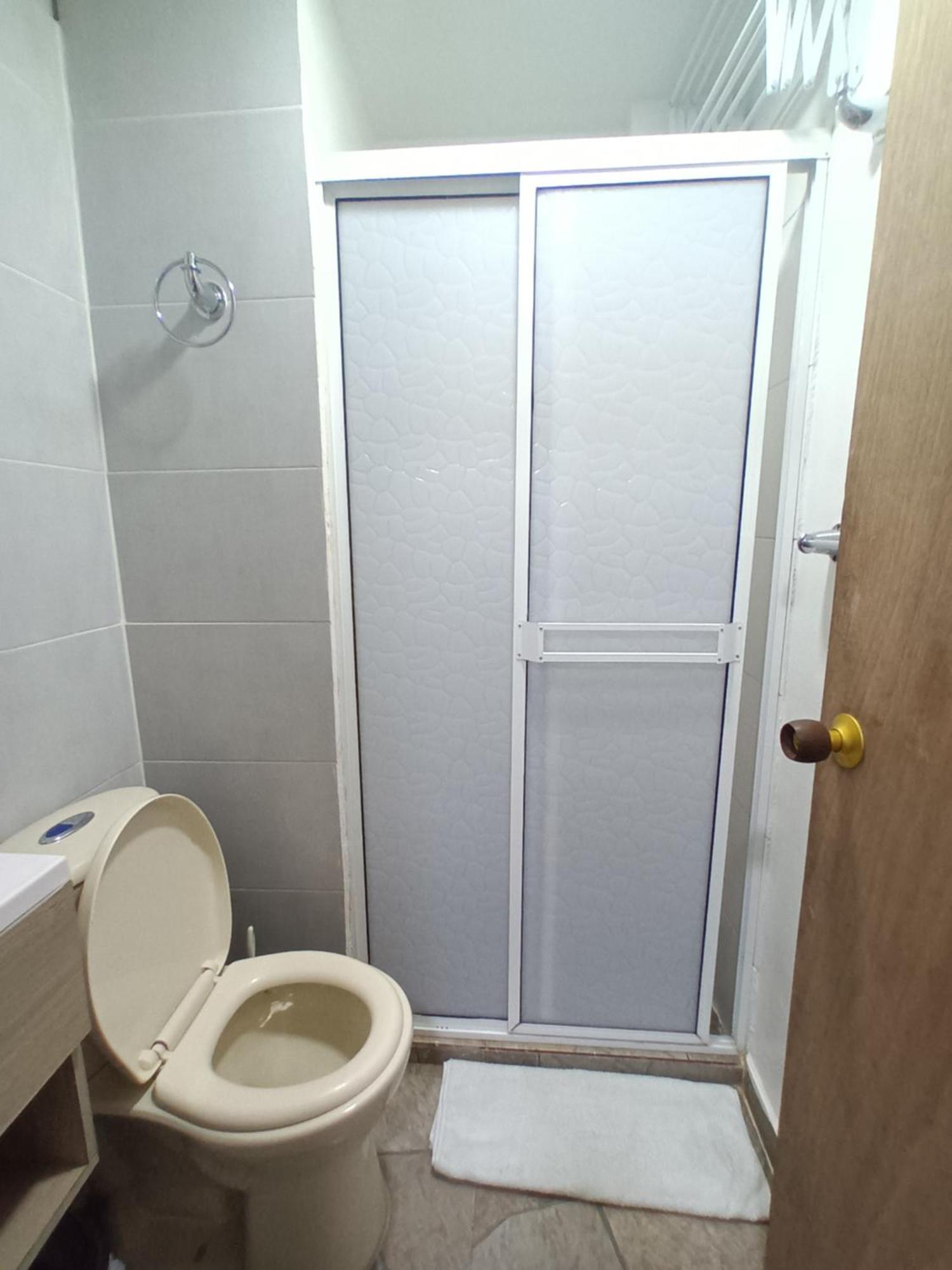 Confortable Y A 1 Cuadra De La Playa Unisanandres 9a Pensión San Andrés