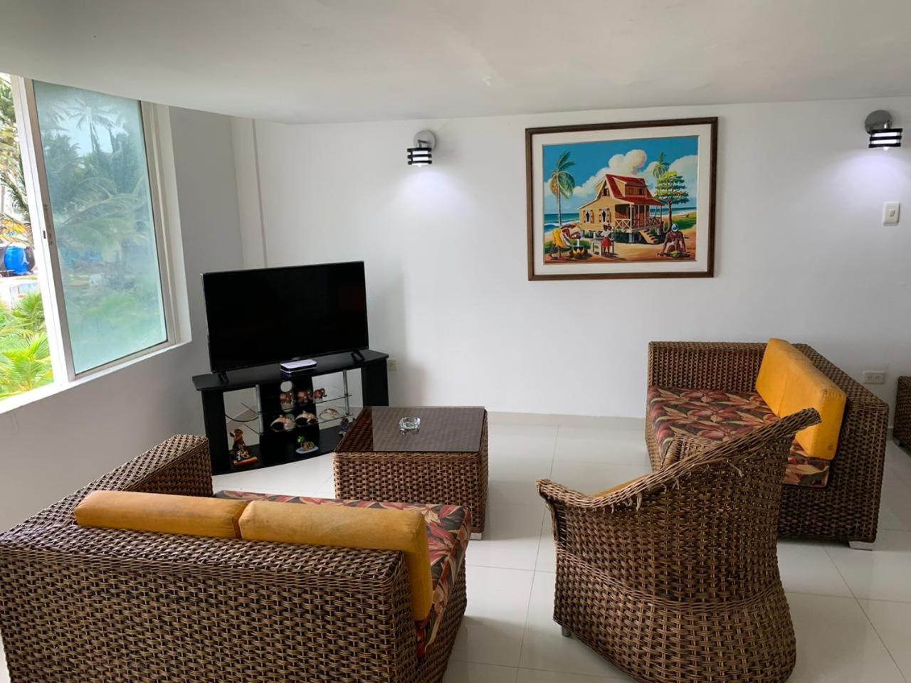 Apartamento Aptos Limsor, Vistas Al Mar Y Sin Vista