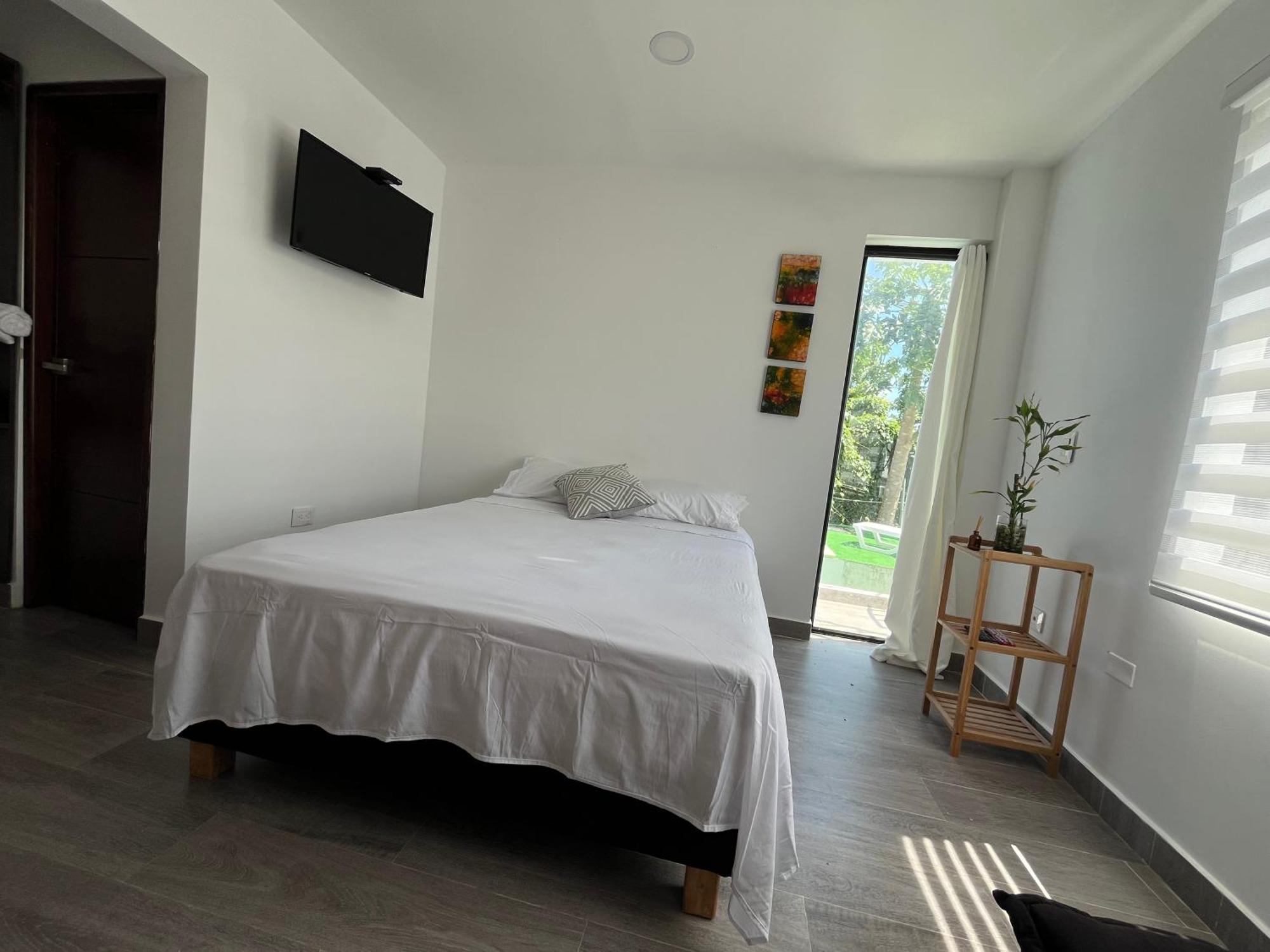 Agathas Hill Vip