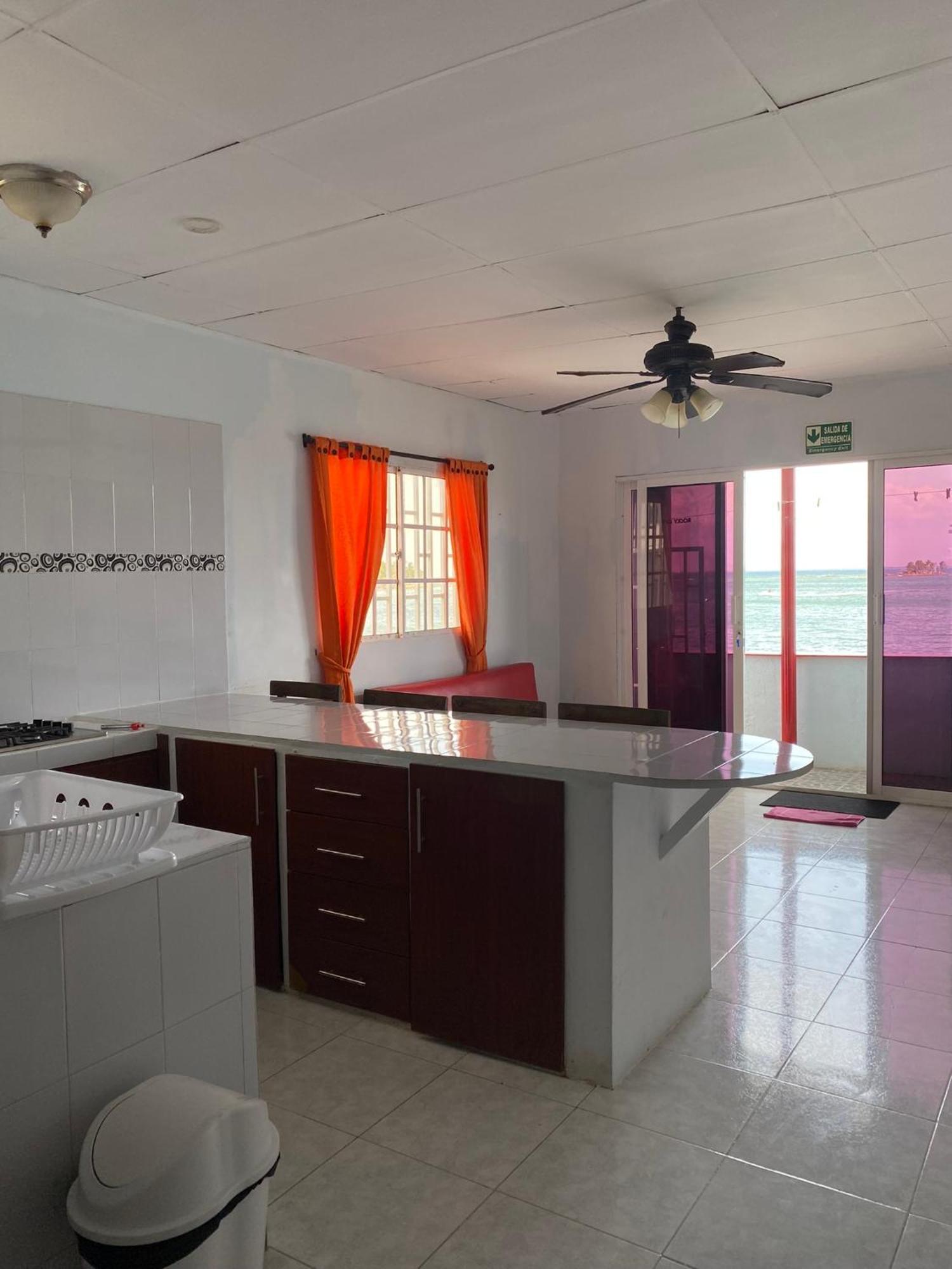 Rocky Cay Bay Apartamento