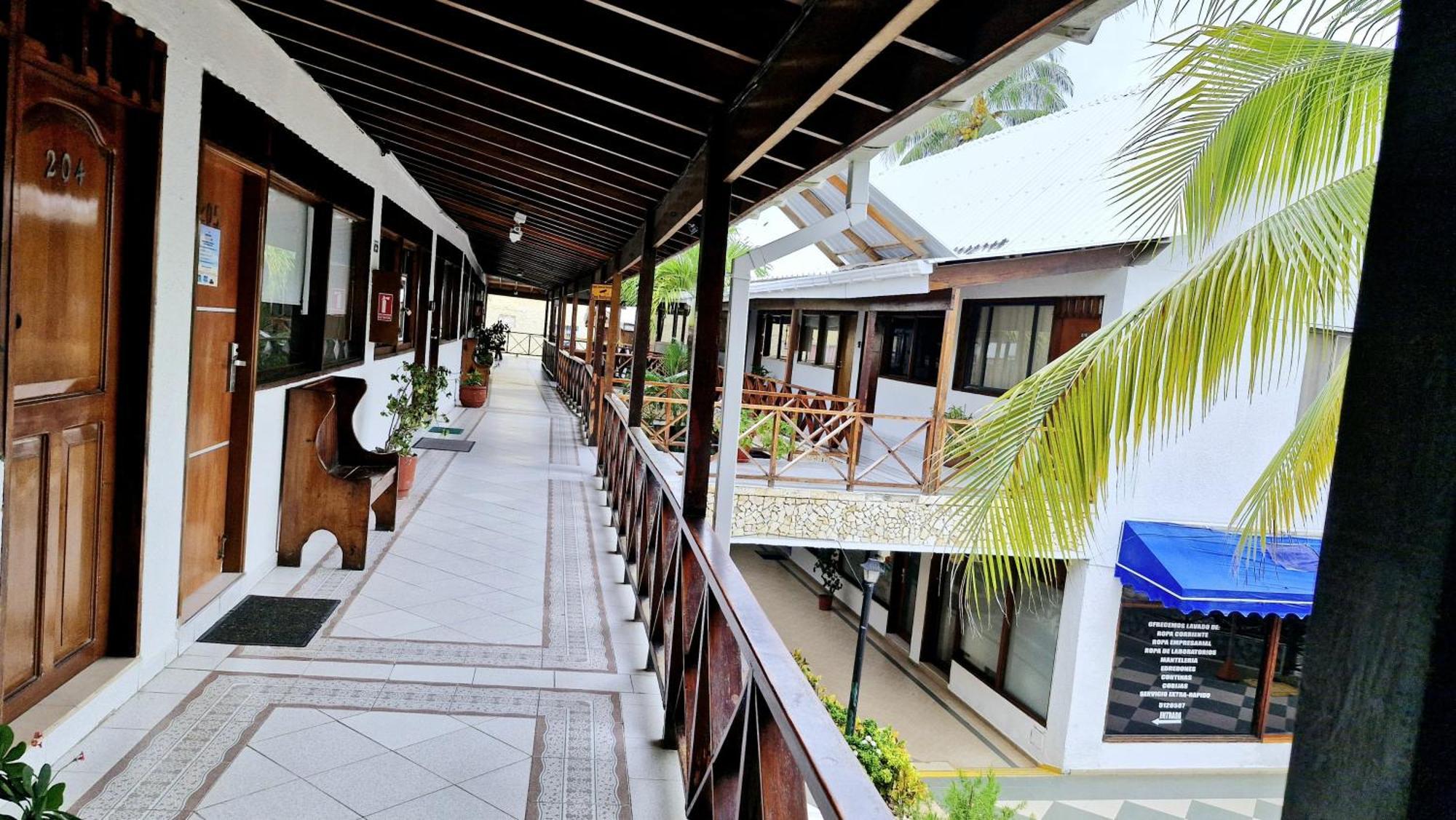 Conchy's Beachside Loft * San Andrés