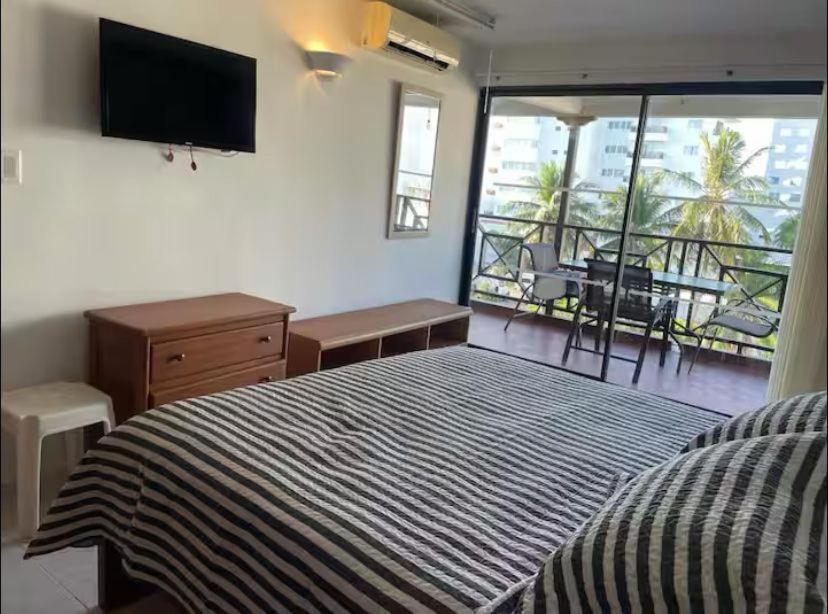 Apartamento Reef Aptos 1 Cuadra De La Playa *