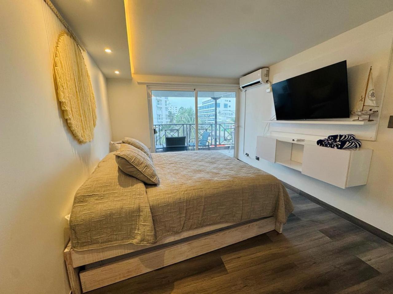 Reef Aptos 1 Cuadra De La Playa Apartamento