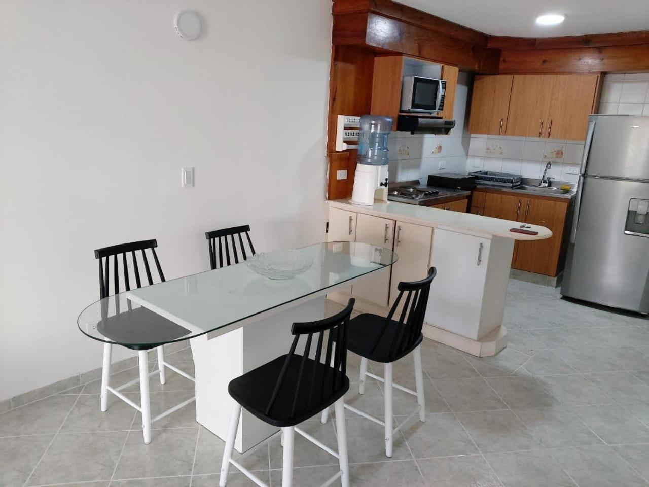 Reef Aptos 1 Cuadra De La Playa Apartamento *
