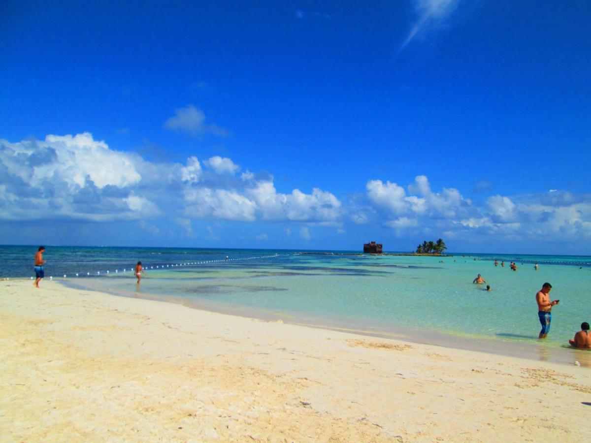 Decameron Delfines 3*