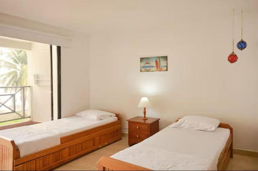 Apartamento Reef Aptos 1 Cuadra De La Playa