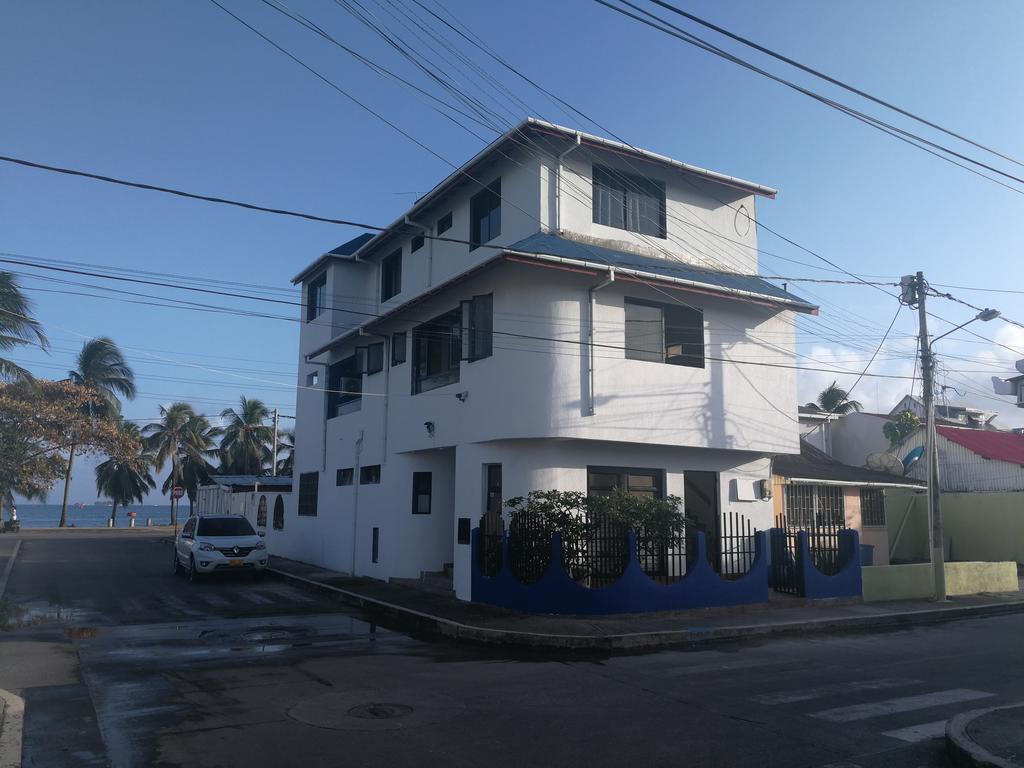Pensión Almond Bay San Andrés
