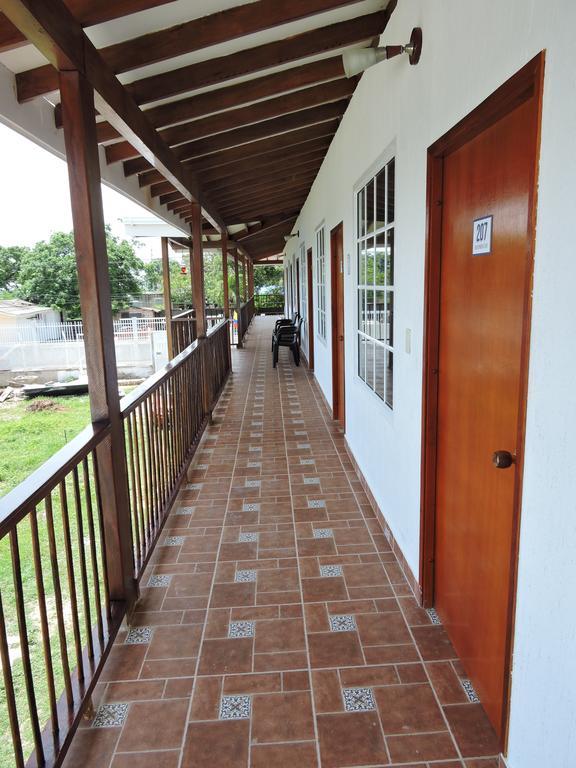 Big Mama's House Pensión San Andrés