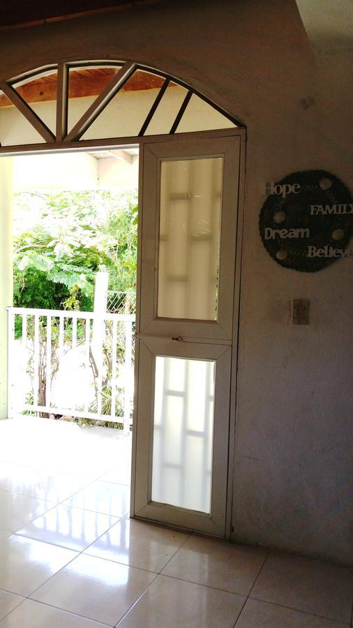 Guest house Orange Hill House *