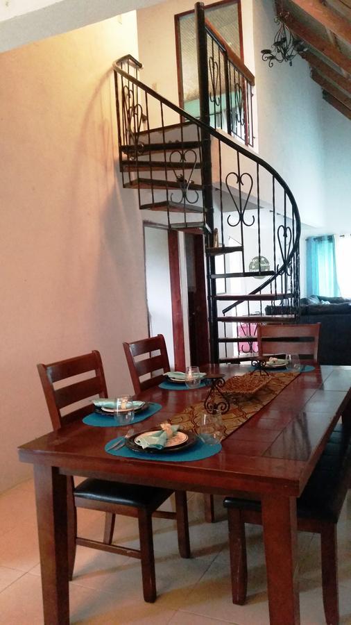 Orange Hill House Guest house *