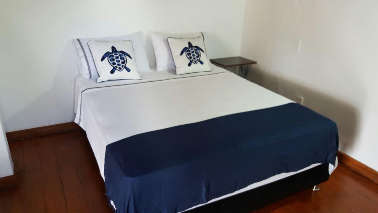 Freedom Of The Seas Bed and breakfast