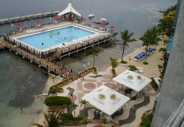 Edificio Sunrise Beach * San Andrés