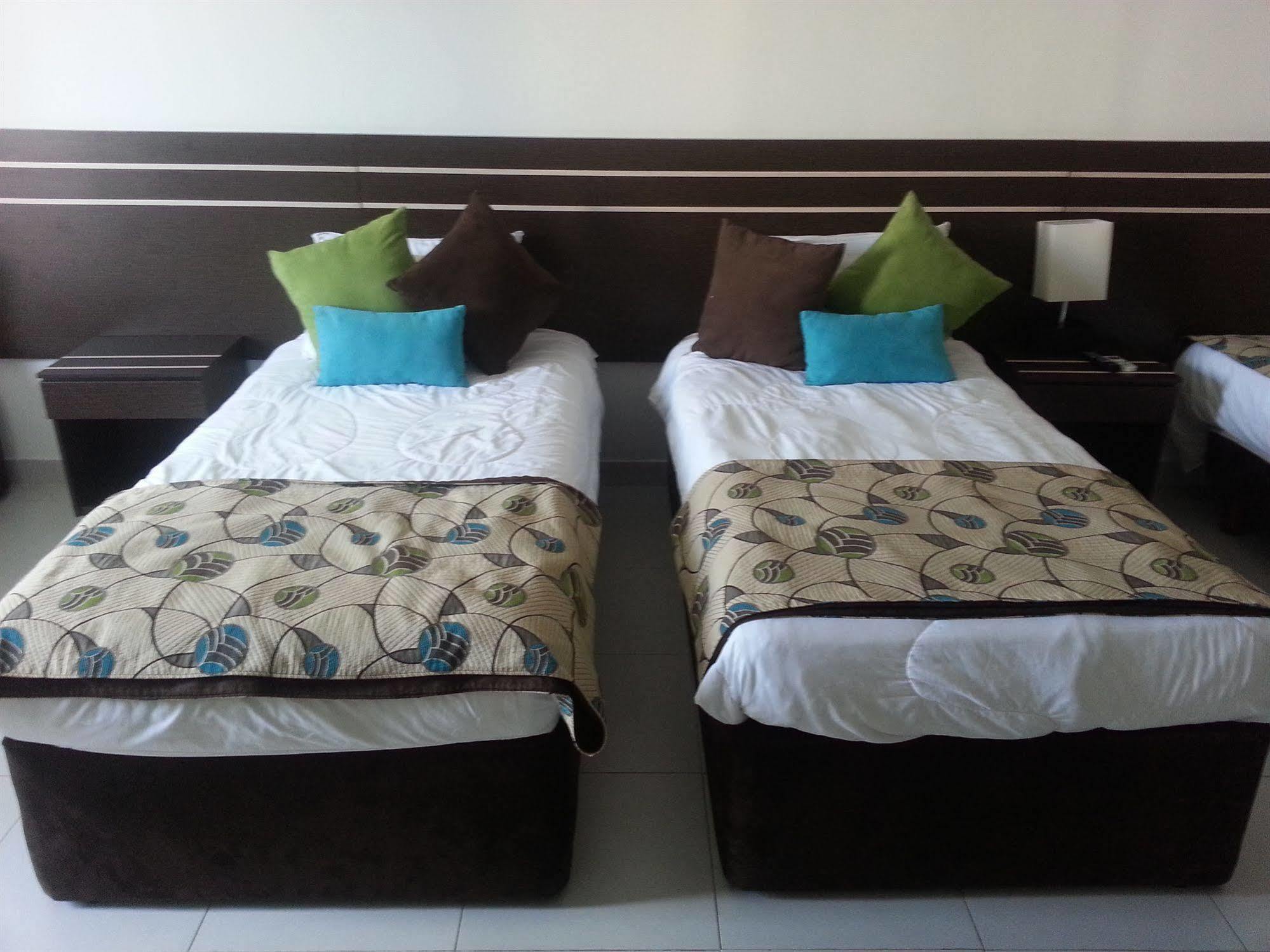 Hotel On Vacation Tower 3*