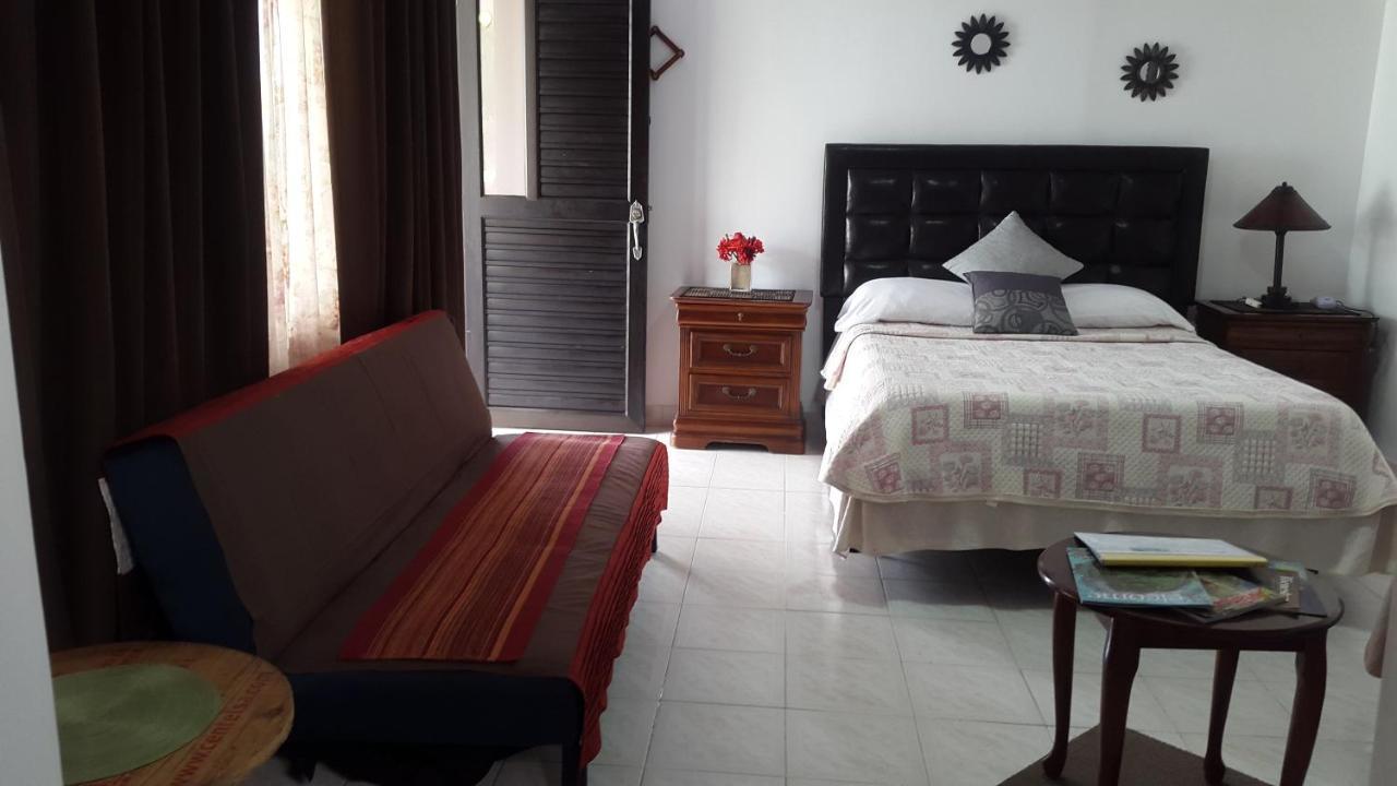Casa De Polita Guest house