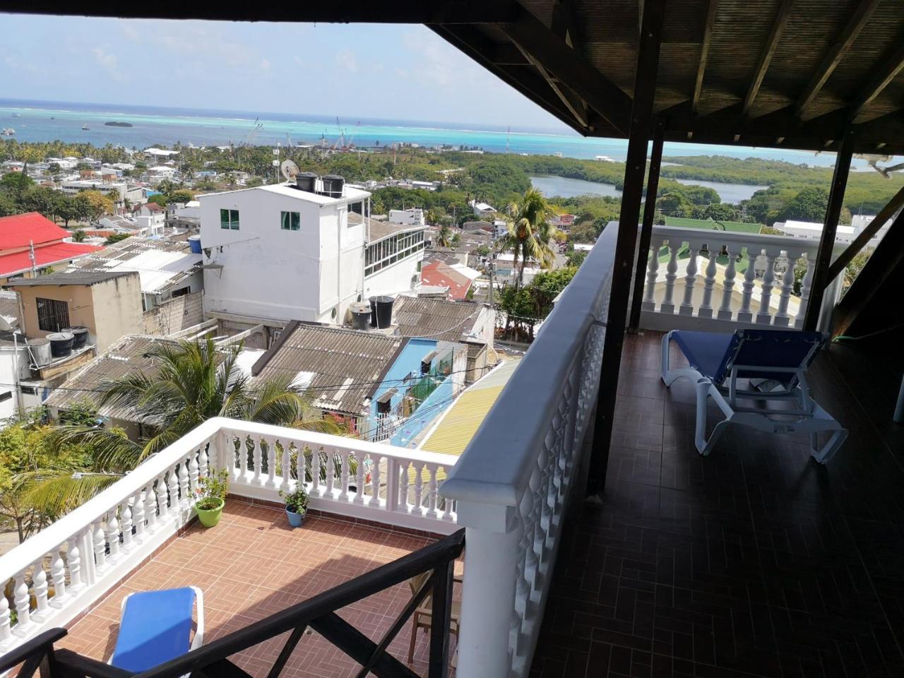 Turísticos Agua Luna Inn San Andrés