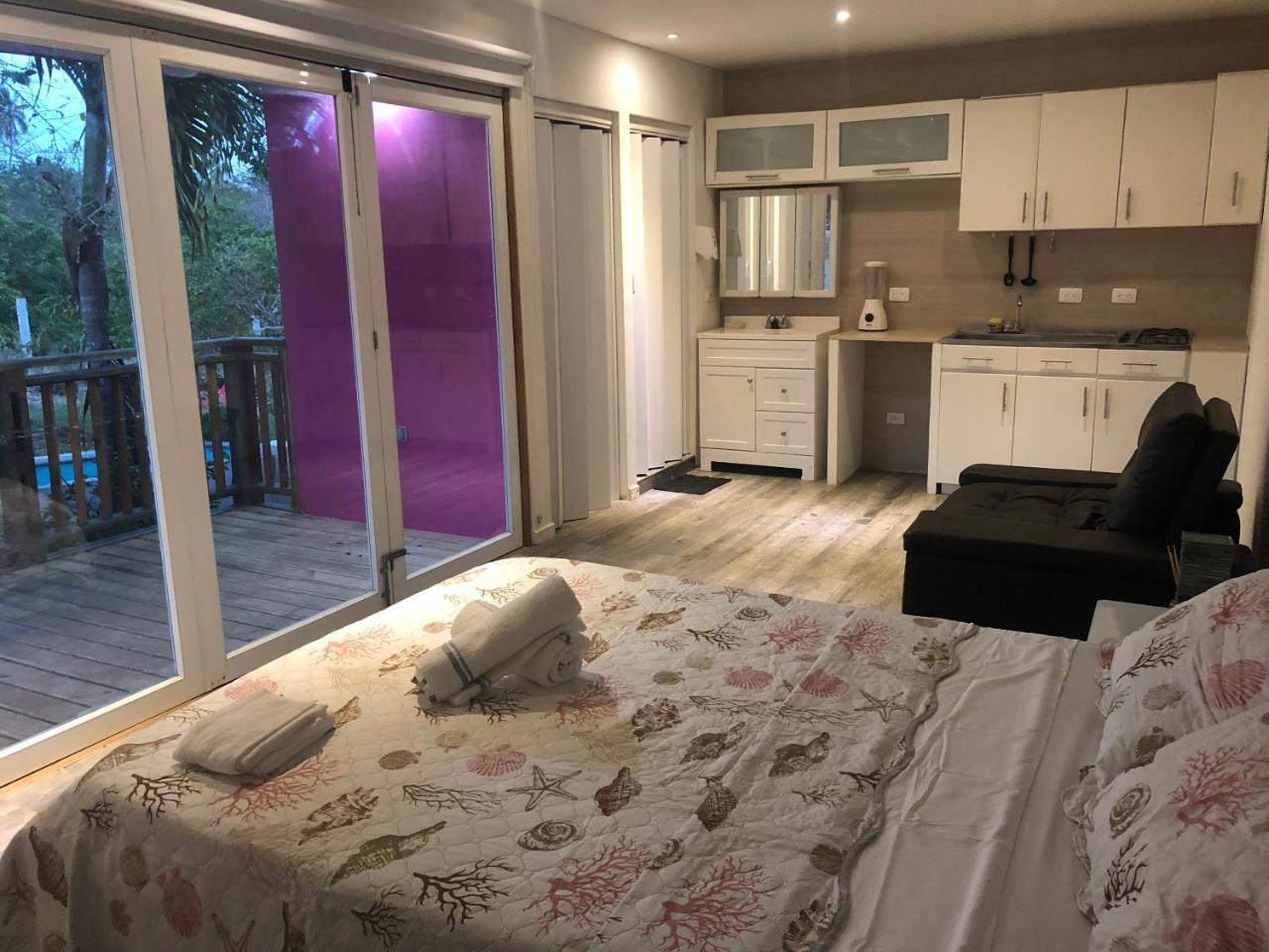 Harmony Lodge *