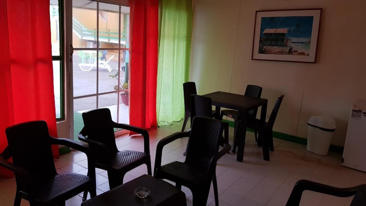 Apartahotel Tres Casitas 3*