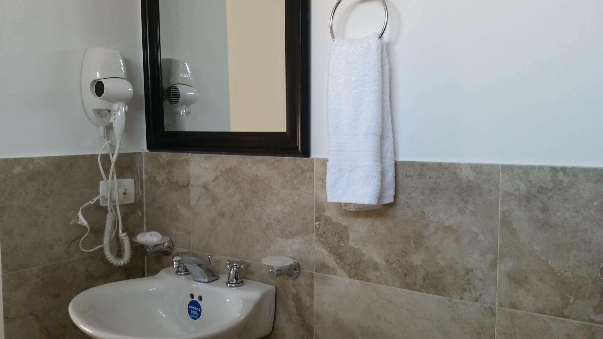 Marlyn Guest house 2*