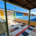 Yellow Moon Guesthouse & Apartments