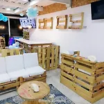 Nashi Lodging