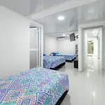 La Isla Inn
