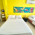 Mahalo House B&B - Tu Casa Hospedaje En San Andres Isla -