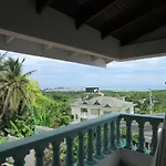 Queen Elizabeth Natural Luxury