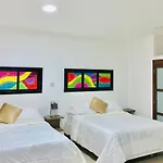 Apartahotel Bahia Tropical