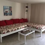 Apartamentos Bay Club By Top Location