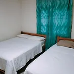 Posada Yasa Sarie Bay
