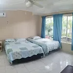 Hotel Mary May Inn