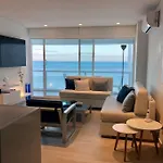 Paradiseapt, Private Beach