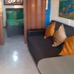 Apartamento Pequeno Frente A La Playa Principal