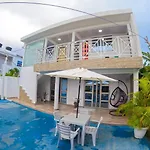 Sea Crab Hostel-Sarie Bay