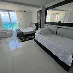 Apartamentos Bay Club By Top Location