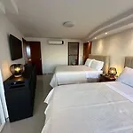 Lujoso Apartamento Con Vistas Al Mar Y Excelente Ubicacion En San Andres