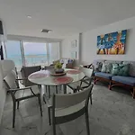 Apartamentos Con Playa Privada Y Vista Al Mar