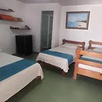Sarie Bay Inn