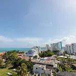 Penthouse Sea View 705A