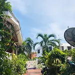 Posada Acacias Tre