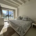 Apartamentos Bayluxe 2 Cuadras De La Playa