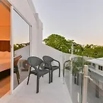Hotel Blu Sai