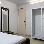 Rocky Cay Lodging