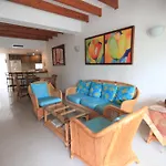 Hospedaje Solymar- Edificio Bay Point apto 304
